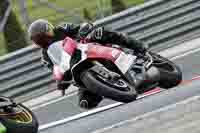 cadwell-no-limits-trackday;cadwell-park;cadwell-park-photographs;cadwell-trackday-photographs;enduro-digital-images;event-digital-images;eventdigitalimages;navarra;no-limits-trackdays;peter-wileman-photography;racing-digital-images;trackday-digital-images;trackday-photos